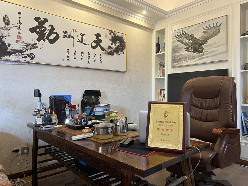 建始县取证公司解析婚内出轨对家庭的影响